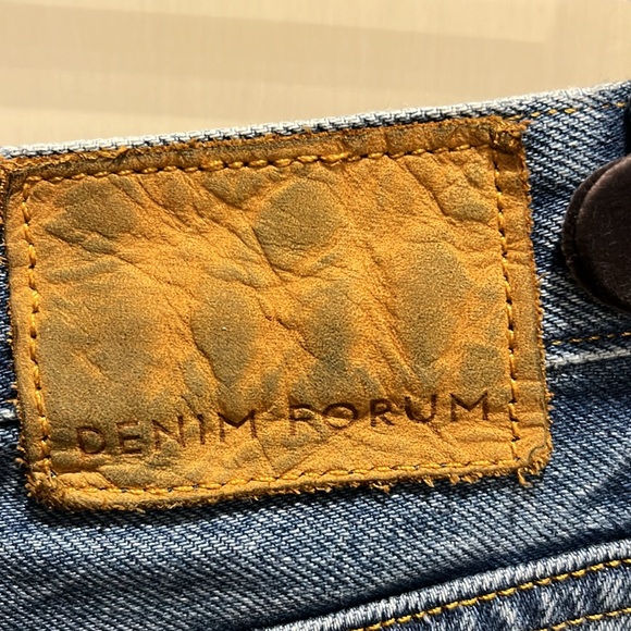 NWOT The Farrah Wide Leg Denim Forum button fly high rise blue denim jeans - Picture 10 of 14